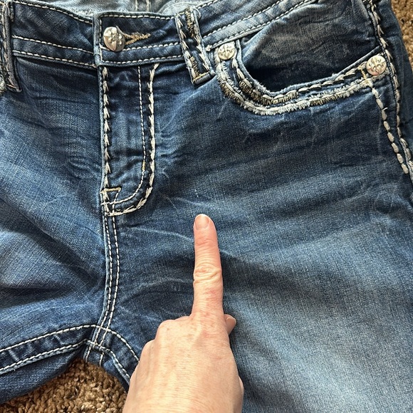 Miss Me Mid-Rise Easy Crop Capri Jeans Women's Size 29 Bling - Picture 15 of 16